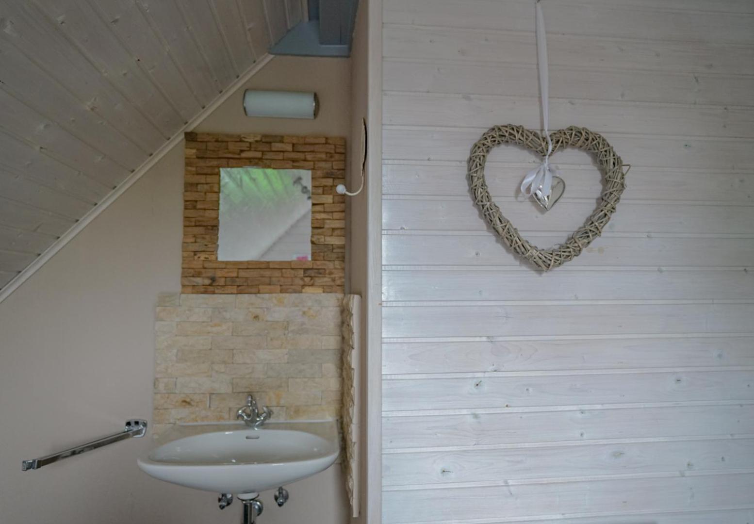 Ferienhaus "Gestiefelter Kater" Am See Im Bergland Kirchheim unter Teck Dış mekan fotoğraf